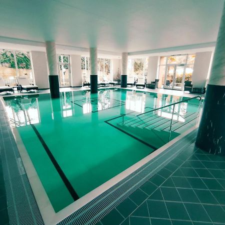 The Lakeside - Burghotel Zu Штраусберґ Екстер'єр фото